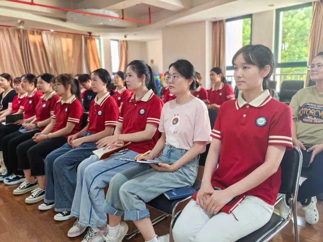 临时_html_me7d8c26.jpg