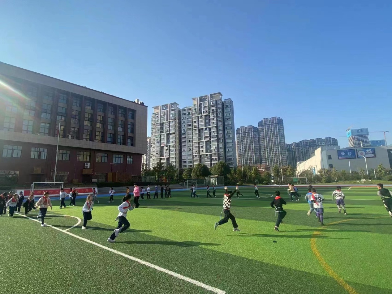 综合学科视导新闻_html_m1cdbca3c.jpg
