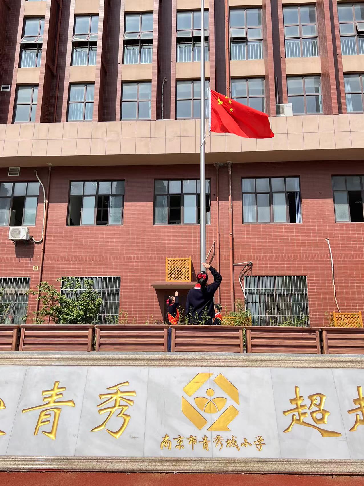 中国美 劳动美_html_m48207f41.jpg