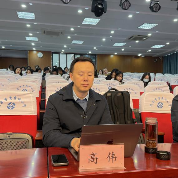 2024.11.21枫丹柿红研学不辍，思维碰撞教艺常新_html_74452cc.jpg
