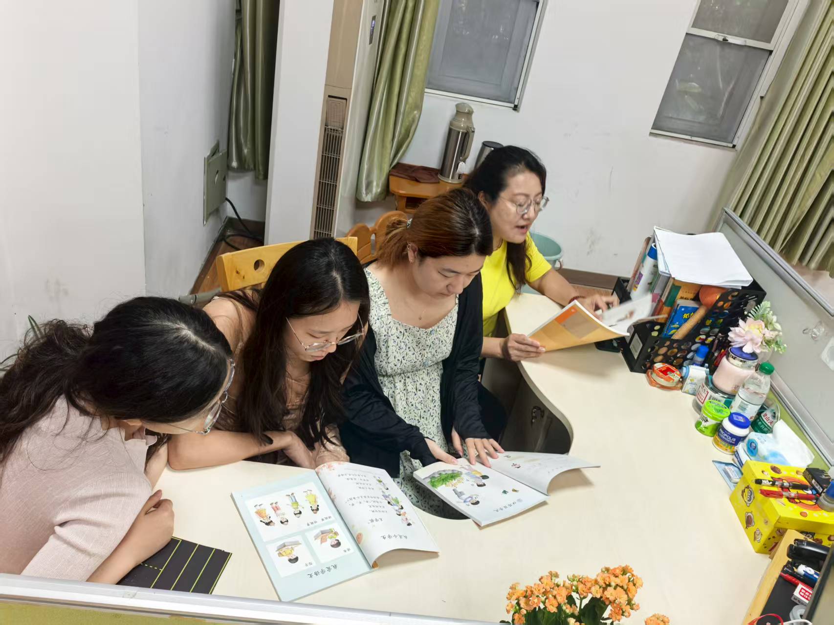 【大爱青秀·教学】碰撞思维火花 共筑高效课堂  ——青秀城小学语文组集体备课活动（二）