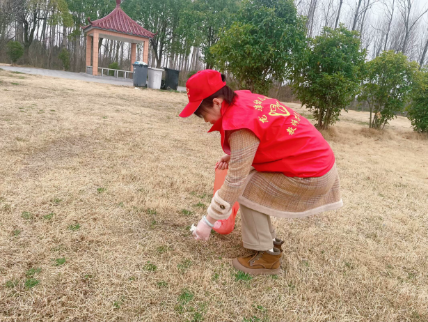 “志”青春·“净”善美_html_m21e8df7b.png