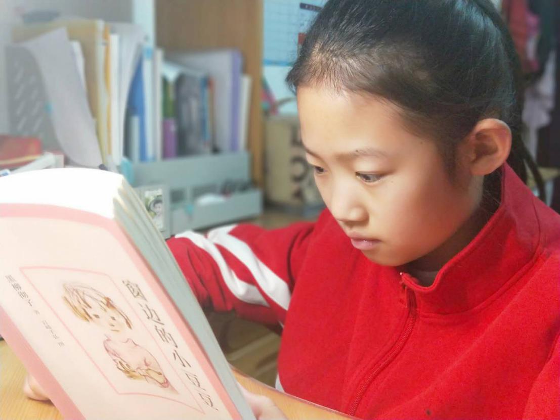 沐浴书香，徜徉书海_html_m6bb5e267.jpg