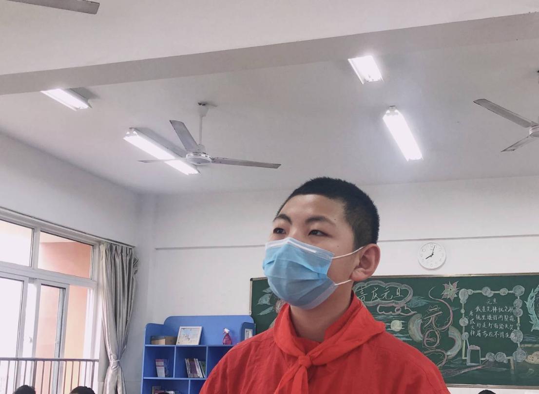 感恩祖国，珍爱生命_html_5c57dcbf.jpg