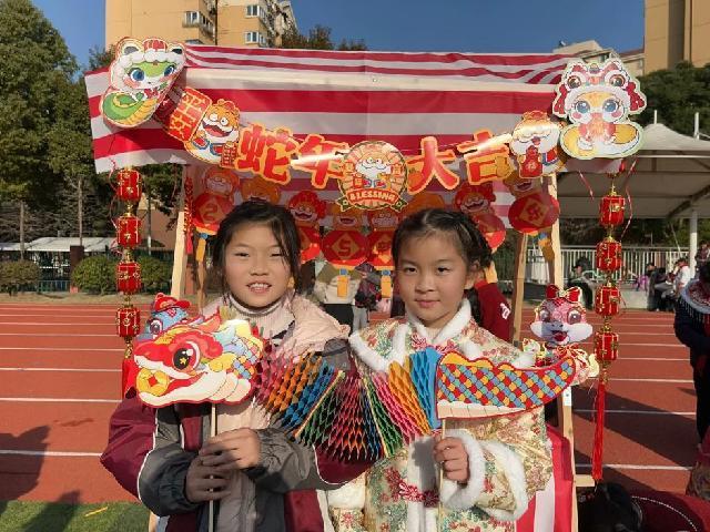 20241230南湾营小学元旦_html_m7a787d1.jpg