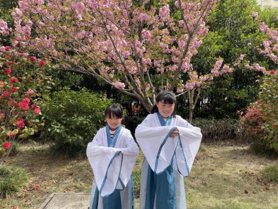 20210407樱花节活动报道_html_7cf9fd5a.jpg