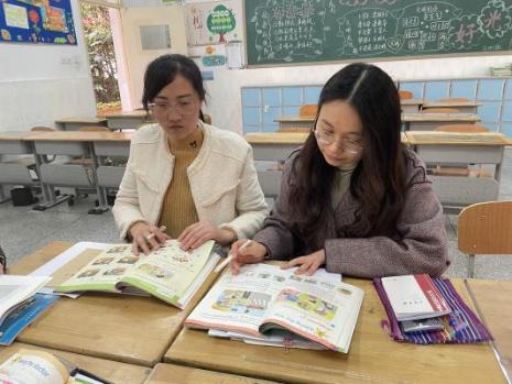 20210324英语组校本研修（王璐写）_html_828af3b.jpg