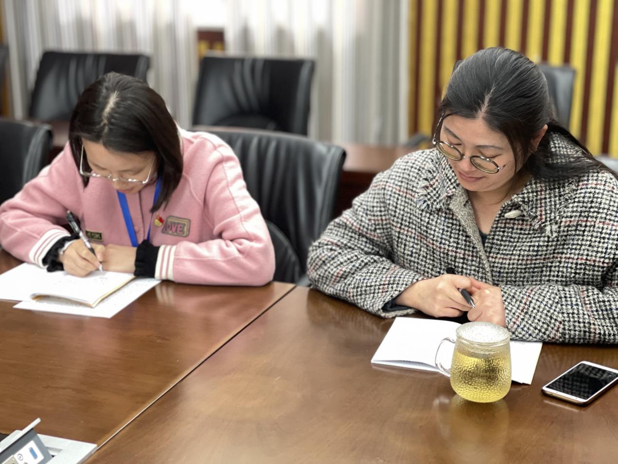 20220303南湾营小学英语组校本研修（18）_html_646b99fe.jpg