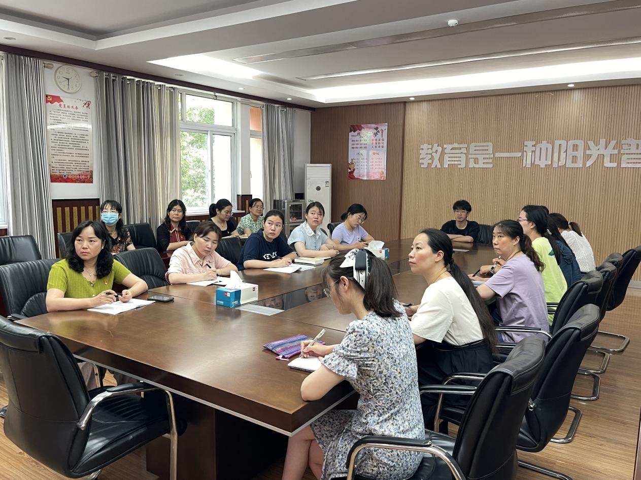 “学习新思想，奋进新栖霞——实干才能梦想成真”主题党课_html_m52008f7b.jpg