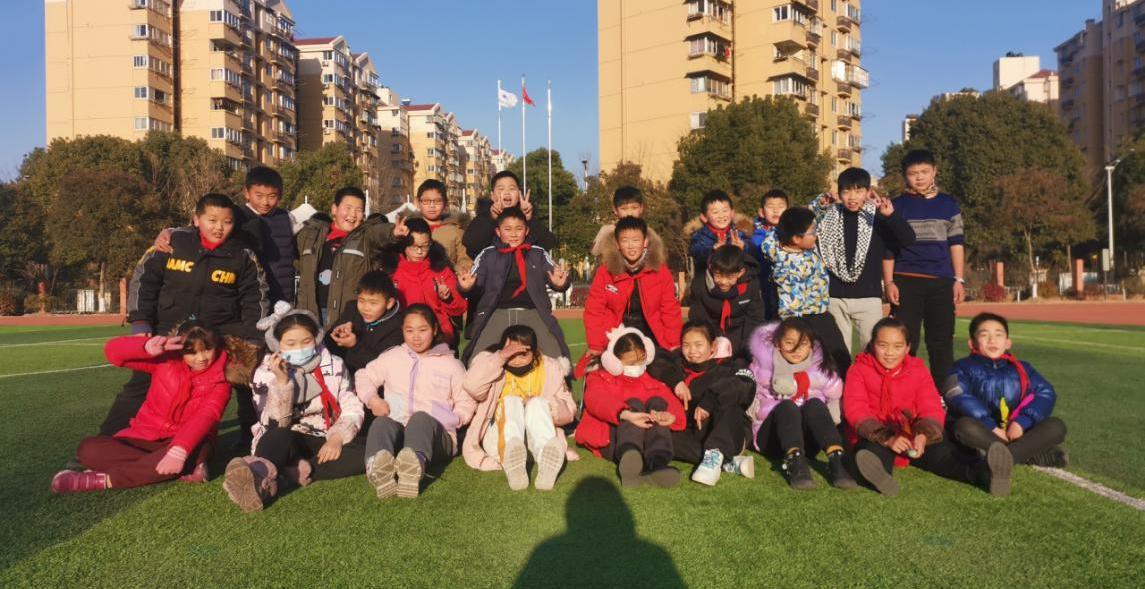 2021513丁友浩童趣社团报道_html_m9f71739.jpg