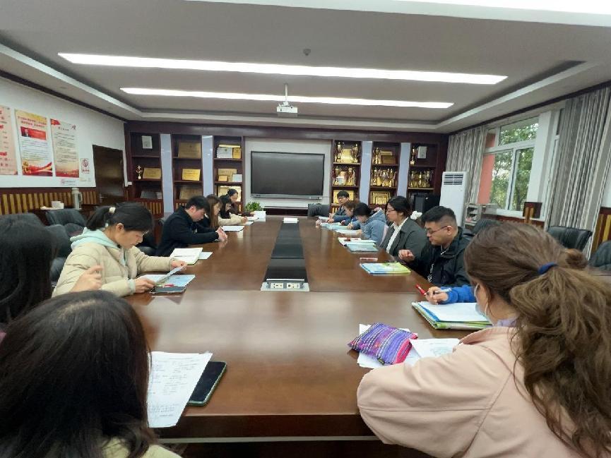 20250312数学组校本教研新闻稿_html_267e7617.jpg