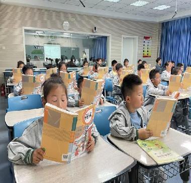 20250326语文童学课堂报道_html_m22f2f37a.jpg