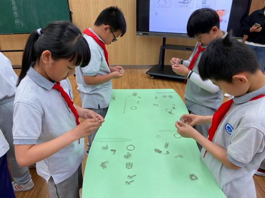 20210526魔幻数学节五年级个人赛报道_html_m14d873f7.jpg