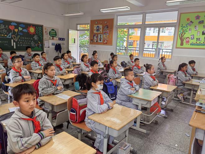 魅力汉字 童梦飞扬_html_4d34b907.jpg