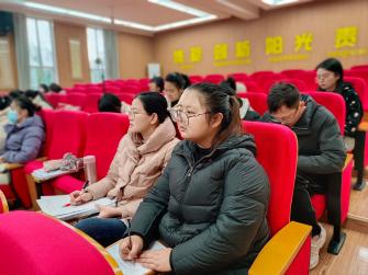 20221207语文大组教研报道_html_332353c9.jpg