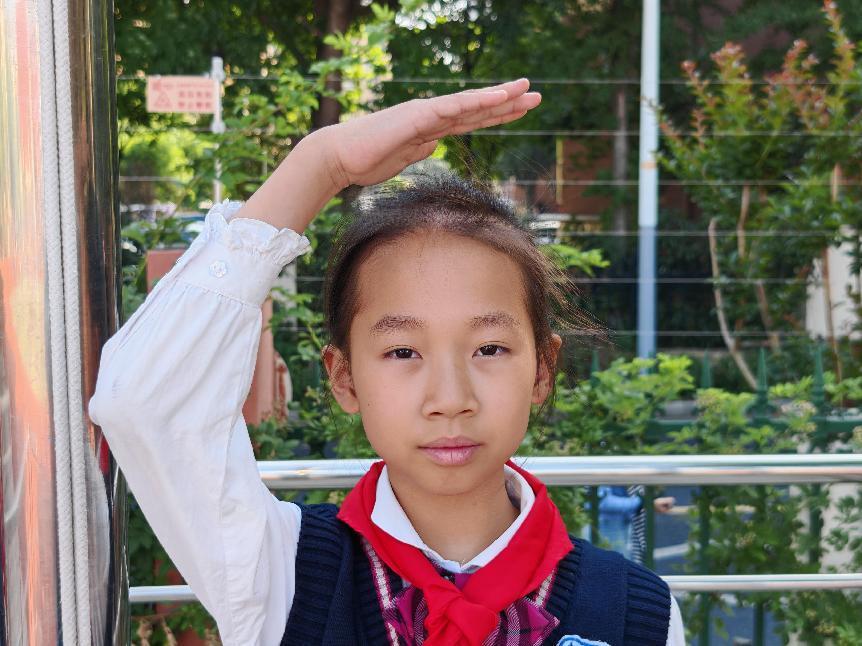 20250512升旗仪式报道_html_4e91eede.jpg