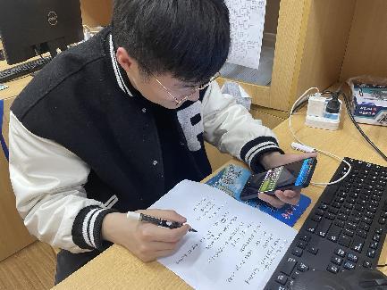 20230423栖霞教科研在线大讲坛报道_html_642cdc37.jpg