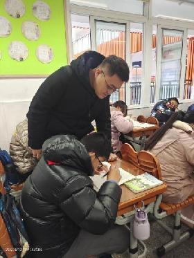 20231219六年级数学组循环听课活动报道_html_m4c318029.jpg