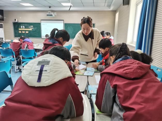 20231220李嘉靓童学课堂报道_html_77eaa302.jpg