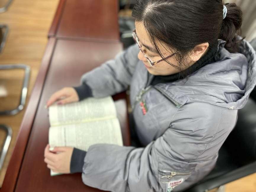 综合组集体教研_html_133f2616.jpg