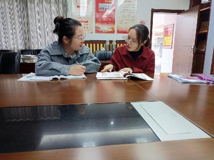 20231018 英语组集体备课-报道_html_254bac28.jpg