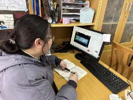 20230228栖霞教科研在线大讲坛报道_html_2951493b.jpg