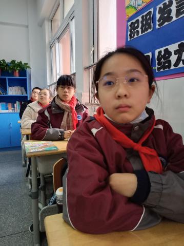 青春正步走    法治伴我行_html_m2f56c48b.jpg