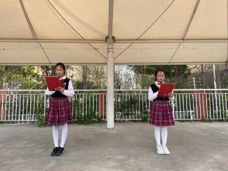20230327升旗仪式报道_html_m2751d99f.jpg