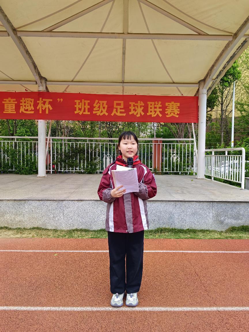 流动红旗颁发报道_html_m52d968f1.jpg