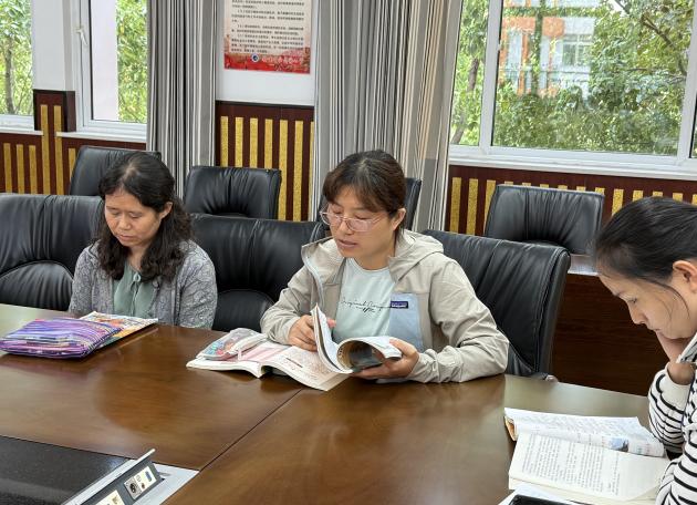20241015语文组校本教研报道_html_306549a5.jpg