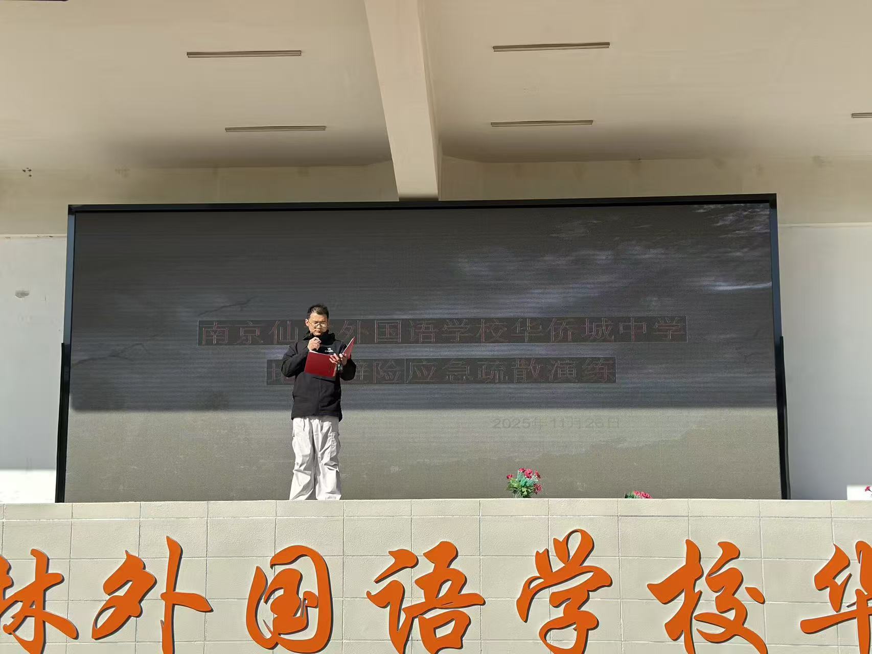 8852cf7274f96002407077a83a133d65.jpg 8852cf7274f96002407077a83a133d65.jpg