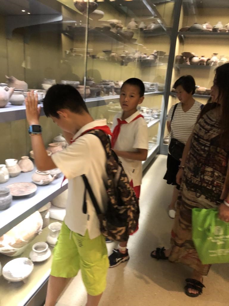 走进南博，穿越历史文化长廊_html_m784eab66.jpg