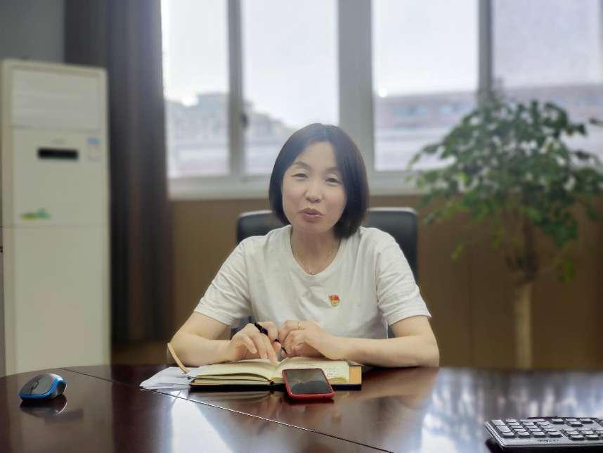 【臻美花中 崇文教学】分析数据找原因 齐心协力共前进——南京市花园中学举行八年级阶段教学质量总结分析会_html_5ae54d1a.jpg