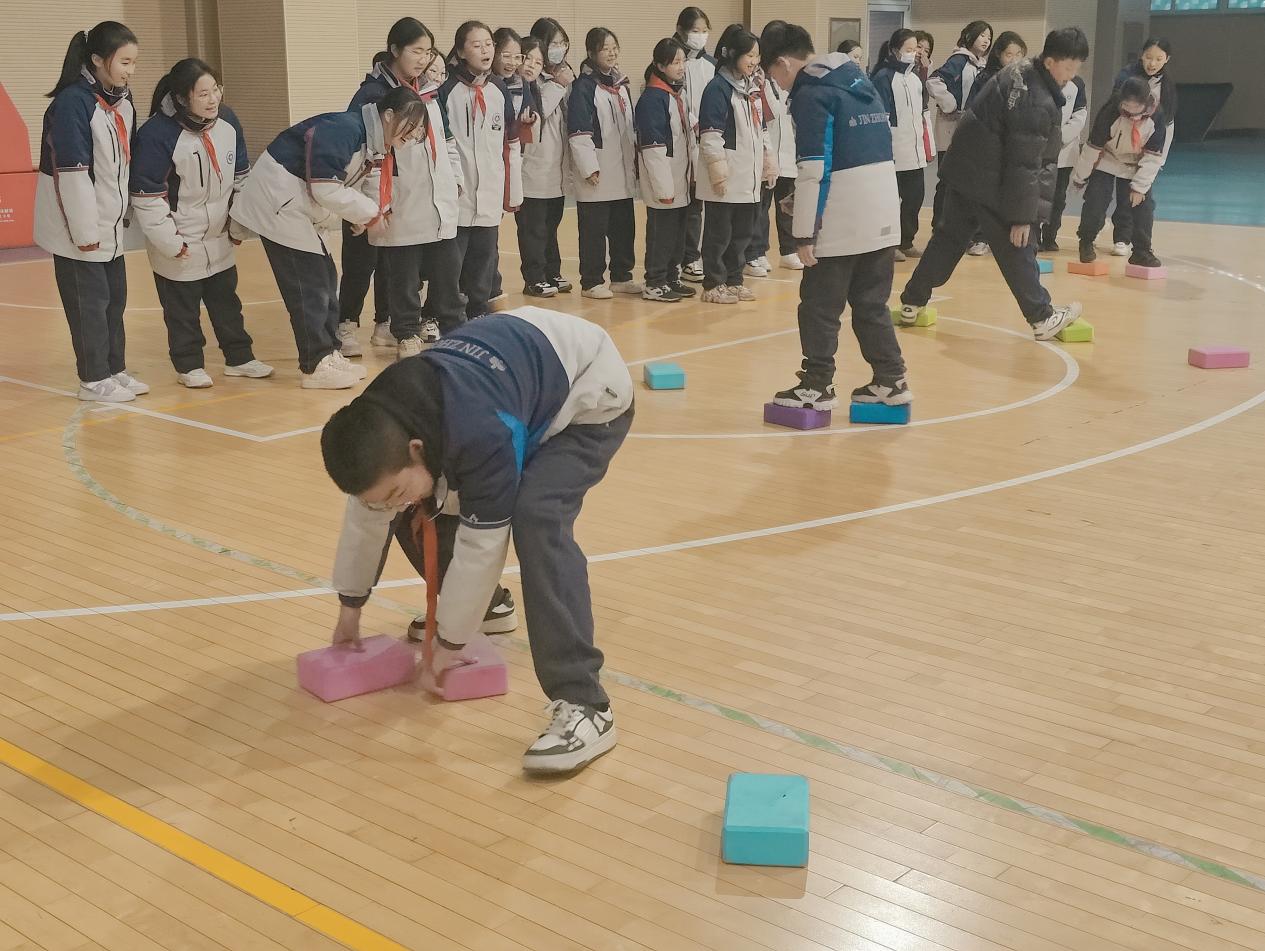 趣味运动会_html_69a1e5a2.jpg
