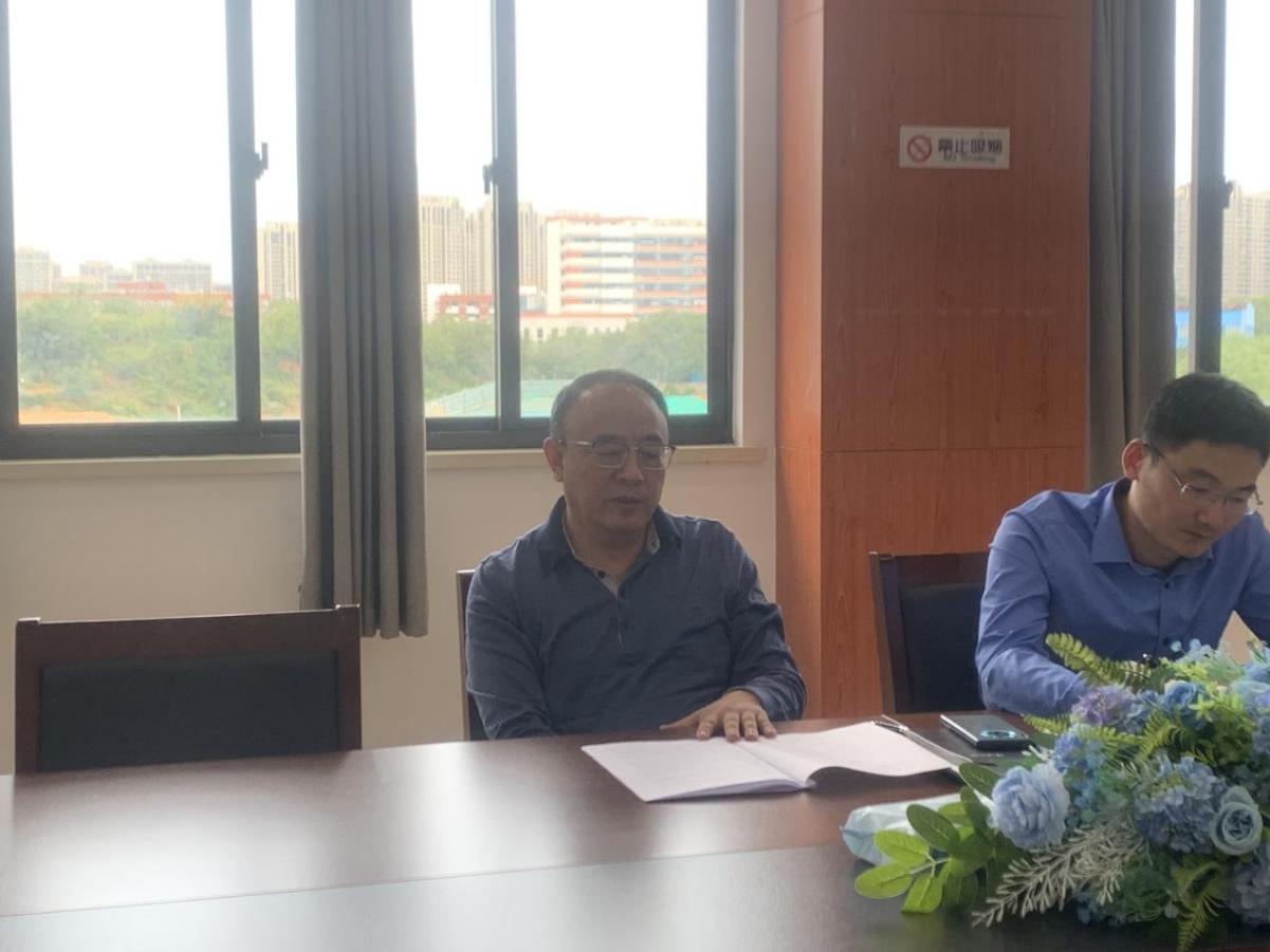 新闻报道潜心研课题，聚力促成长_html_m7292b9e3.jpg