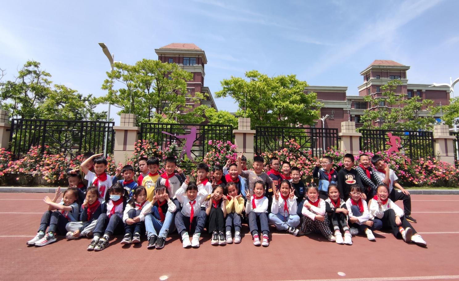 17.以梦为马 童心飞扬_html_m4954b710.jpg