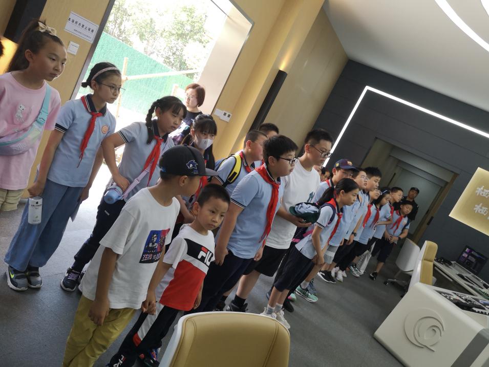快乐金陵娃 礼赞劳动美——记晓庄小学暑假长程作业（四）_html_m168abaf.jpg
