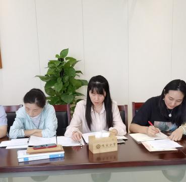 教研组会议新闻稿（照片）_html_5747d01.jpg