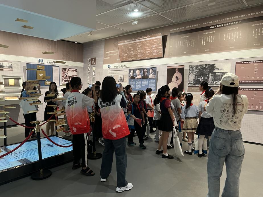 红领巾讲解员训练营活动(1)_html_m8155202.jpg