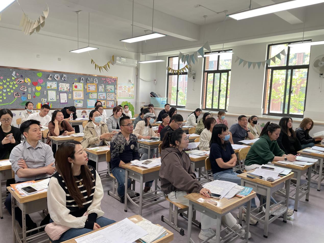 2025.4.25 2024-2025第二学期家长会新闻稿_html_m65128080.jpg
