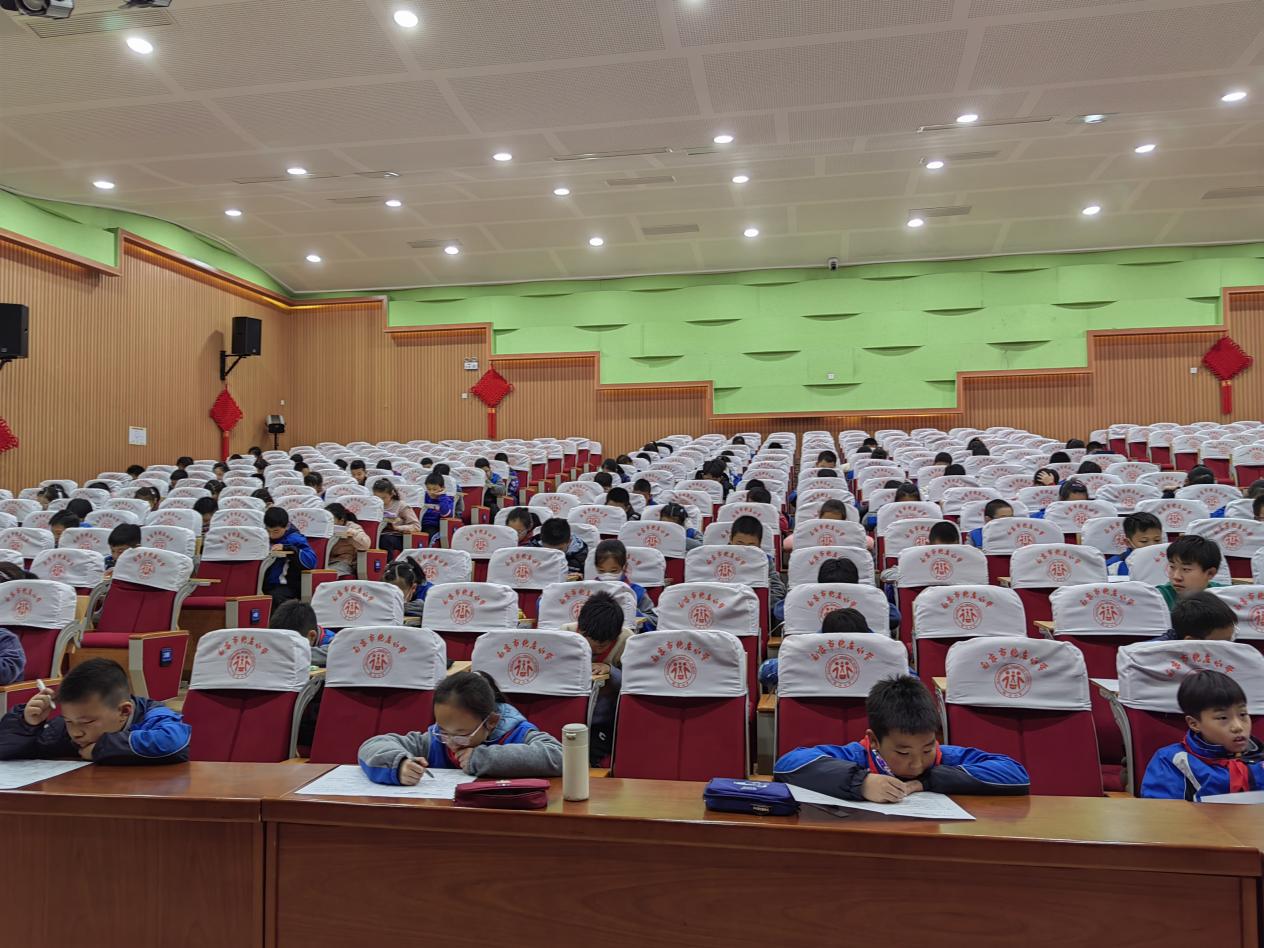 【知行晓庄】科学脑力大比拼  ——第35届江苏省中小学生金钥匙科技竞赛小学个人初赛在晓庄小学顺利开展