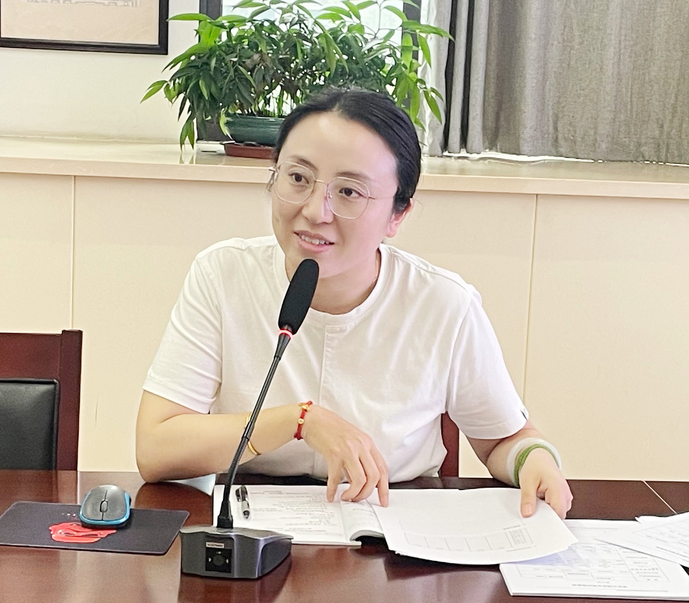 2025.9.29班主任例会_html_1f20b1d9.jpg