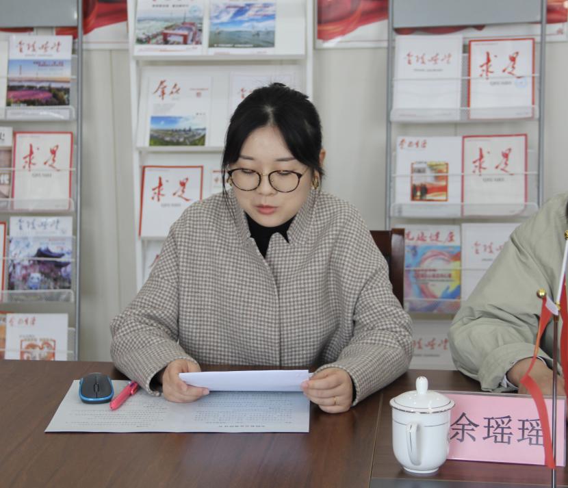 南京晓庄学院美术学院、南京市晓庄小学深度合作共建教师发展示范基地校授牌仪式新闻稿_html_m1974b94d.jpg