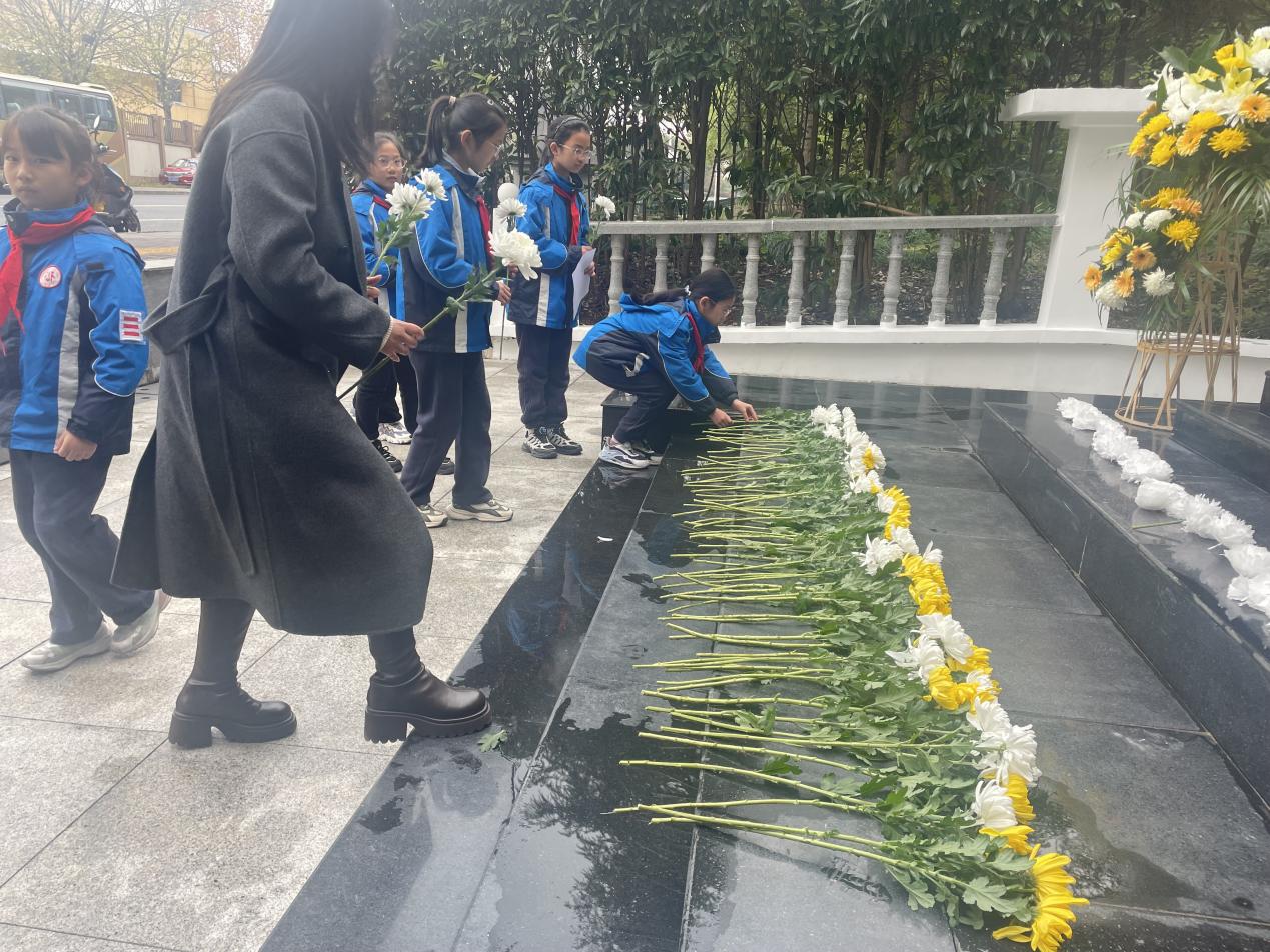 20241212公祭日实践活动(1)_html_m28f38f02.jpg