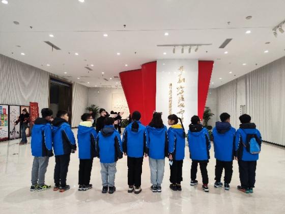 20240207   12.追寻红色足迹 树立远大理想_html_7df967e5.jpg