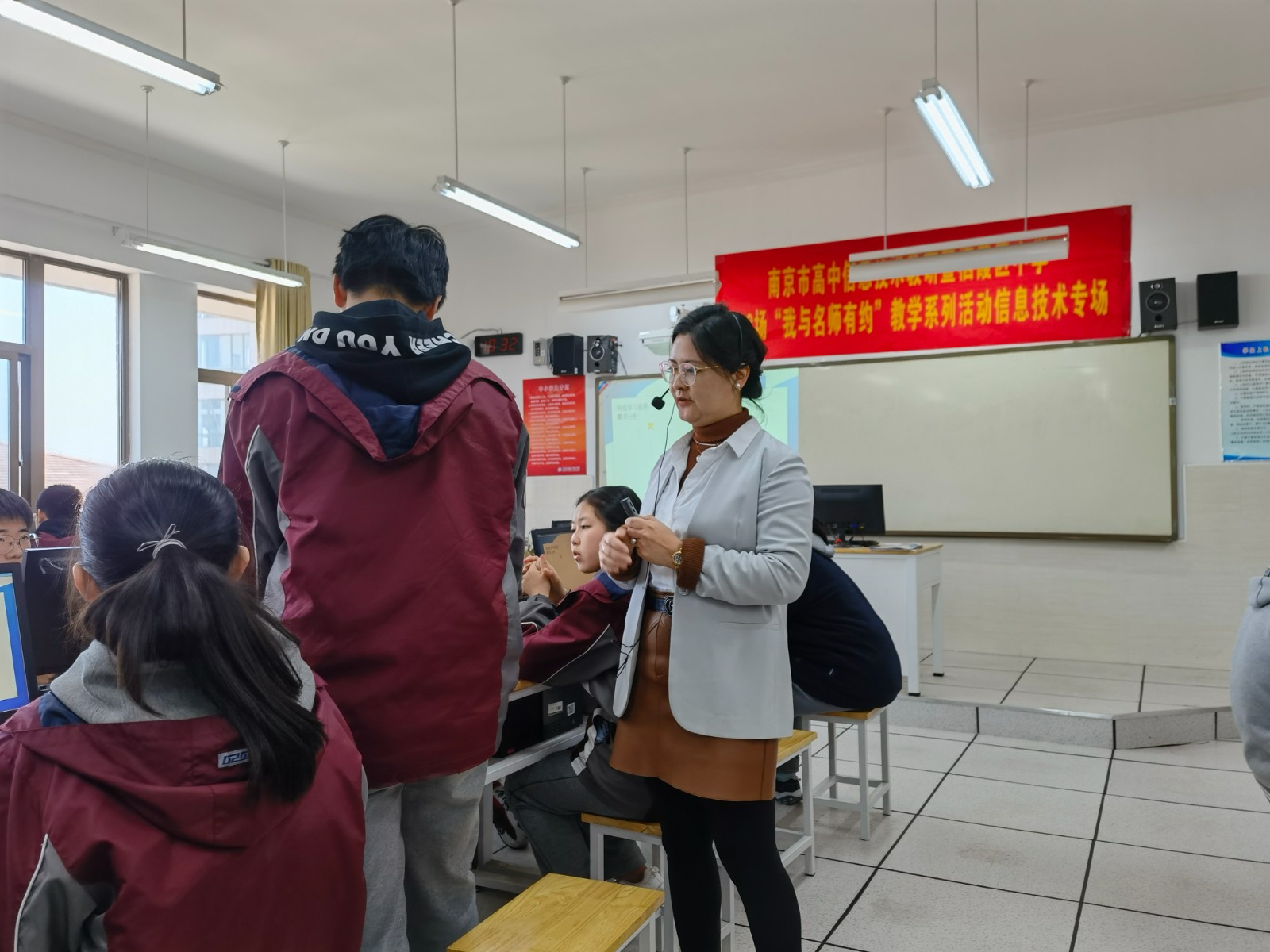 安为伟老师2.jpg 安为伟老师2.jpg