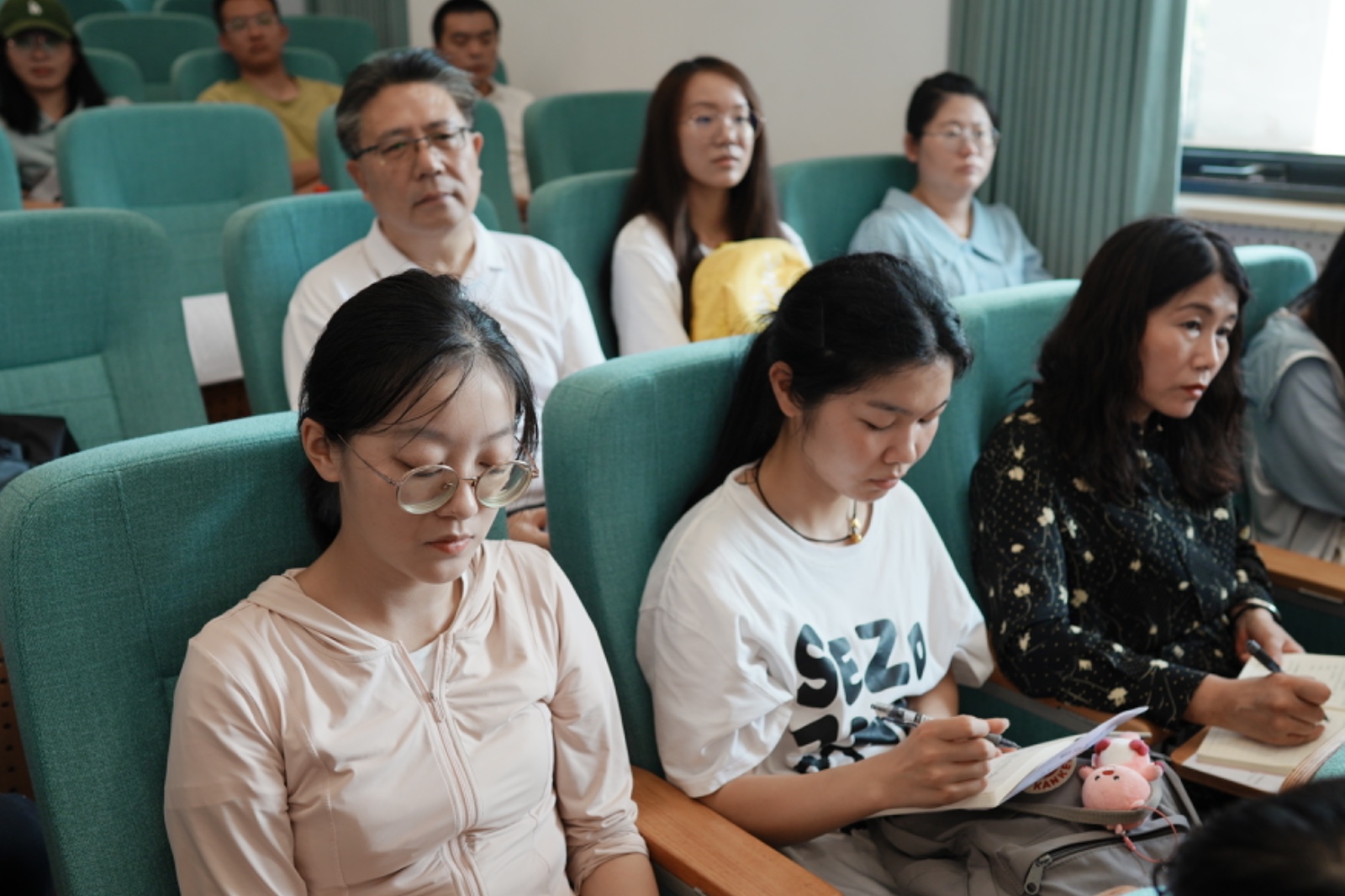 图2.4.JPG 图2.4.JPG