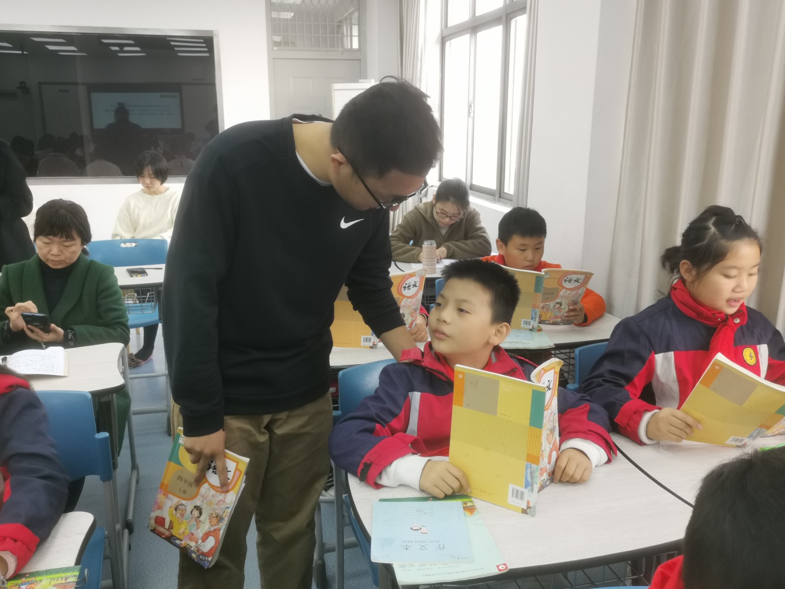 【雅韵靖小】缕缕书香，浸润童年——靖安小学语文组10月份校本教研活动记