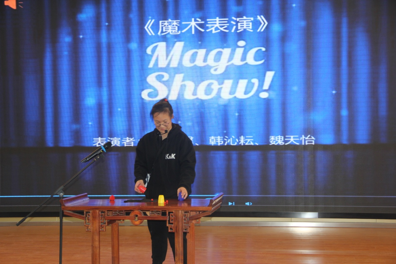 12.31 融毅聚力 奋进创优——实初尧化举办2022元旦文艺汇演活动_html_6fc4c92b.jpg