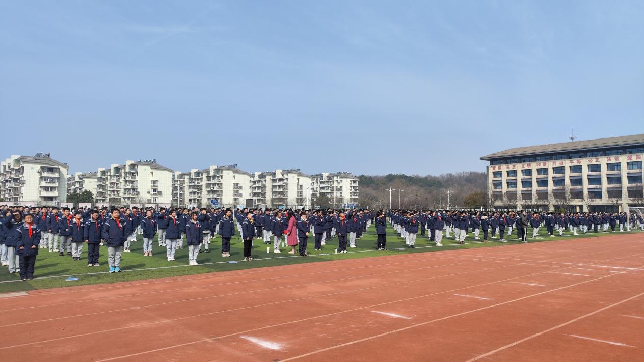 3.11升旗仪式宣传稿_html_m3107a087.jpg